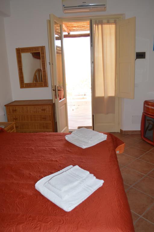 Albergo Seaside Leni ภายนอก รูปภาพ