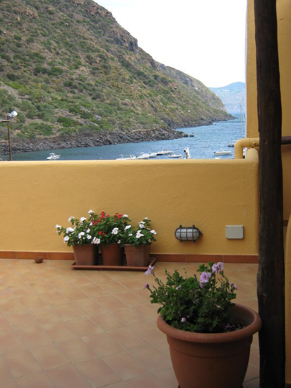 Albergo Seaside Leni ภายนอก รูปภาพ