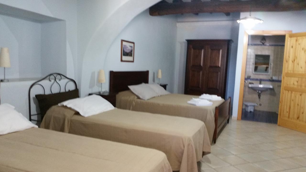 Albergo Seaside Leni ภายนอก รูปภาพ