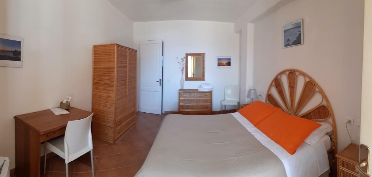 Albergo Seaside Leni ภายนอก รูปภาพ