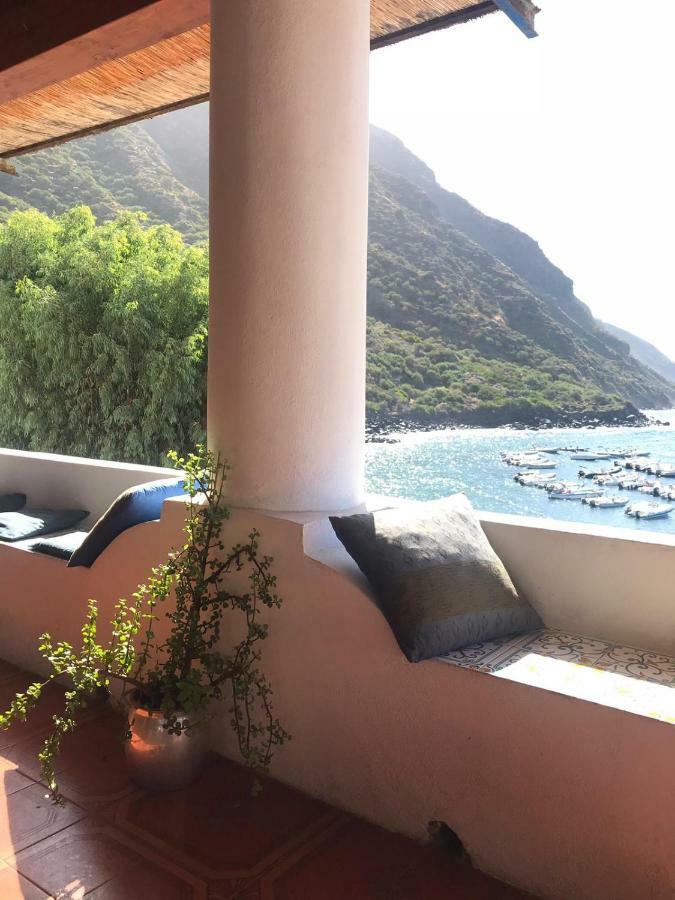Albergo Seaside Leni ภายนอก รูปภาพ